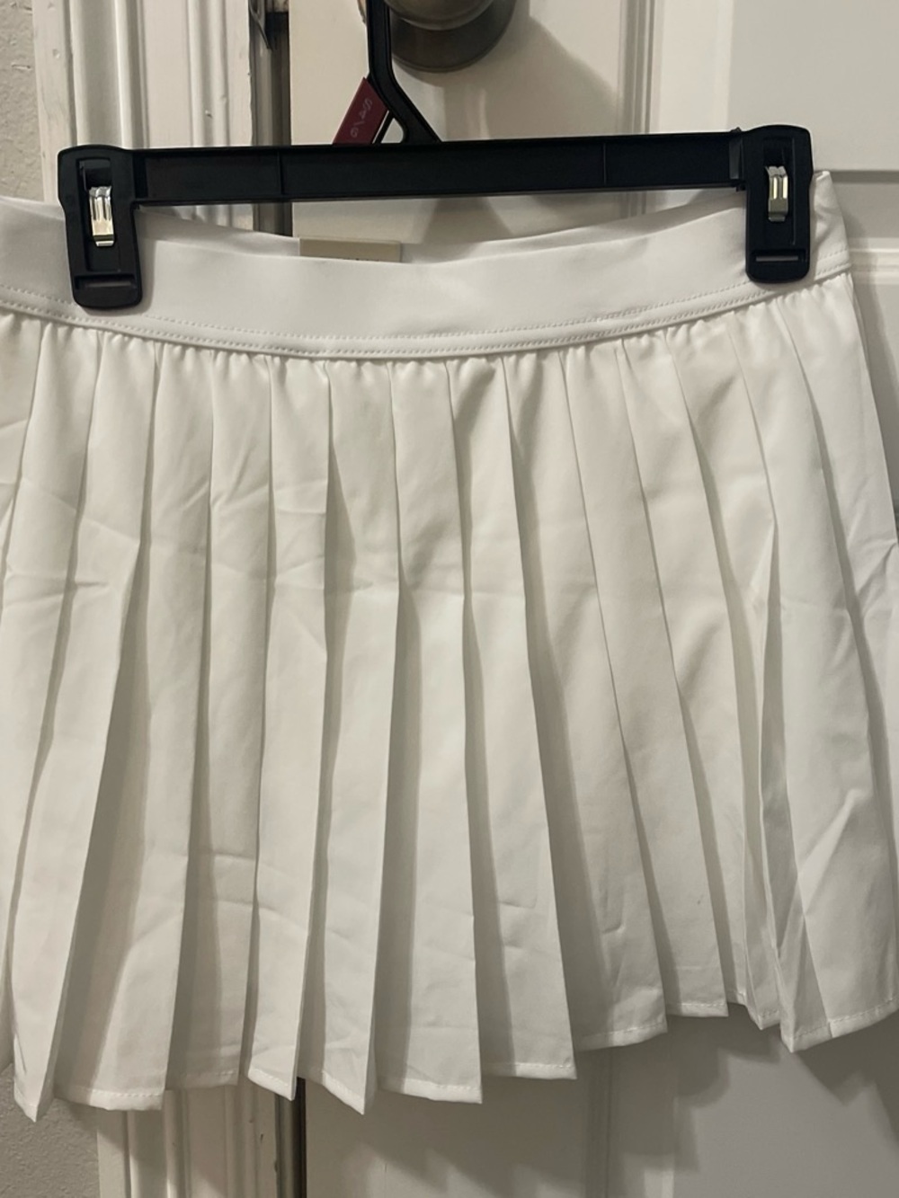 No Boundaries White Pleated Mini skort